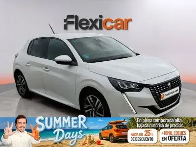 Usado Peugeot 208 Allure 100 CV (73 kW) 2021 Blanco Utilitario