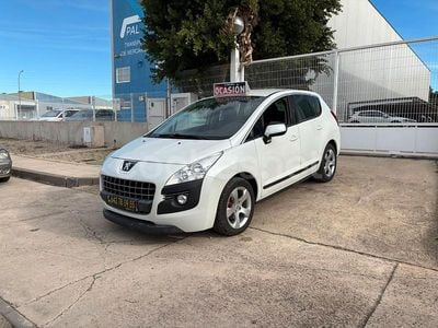 Blanco Usado 2011 Peugeot 3008 Access Berlina | 6200 € (Precio justo)