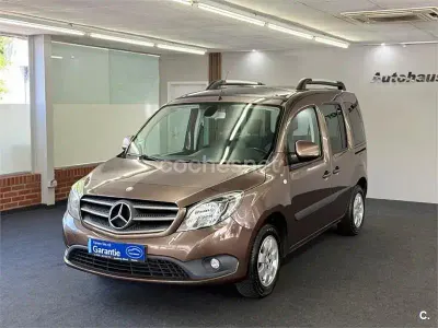 Usado Mercedes Citan 111 110 CV (80 kW) 2017 Marrón Monovolumen