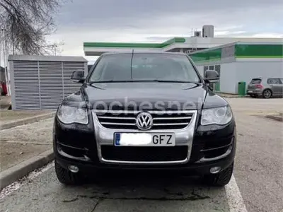 Usado VW Touareg 225 CV (165 kW) 2008 Negro SUV