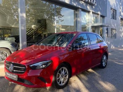 Usado Mercedes B180 116 CV (85 kW) 2019 Rojo Monovolumen