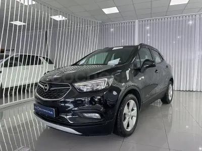 Usado Opel Mokka X Innovation 140 CV (102 kW) 2019 Negro SUV