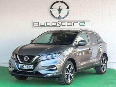 Usado Nissan Qashqai Tekna 131 CV (96 kW) 2018 Gris / plata SUV