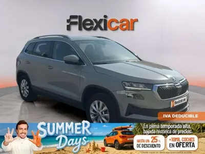 Usado Skoda Karoq Selection 116 CV (85 kW) 2024 Gris SUV