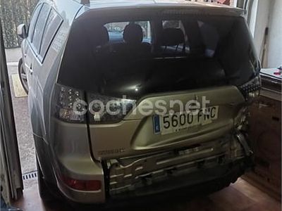 Beige Usado 2007 Mitsubishi Outlander Intense+ SUV | 4500 €