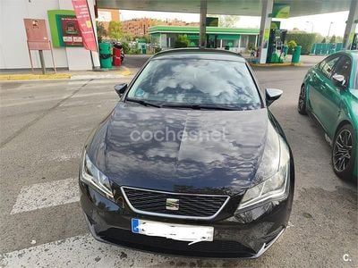 Käytetty Seat Leon CONNECT 110 HP (80 kW) 2015 Musta Sedan