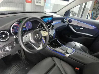 Usado Mercedes GLC300 321 CV (236 kW) 2020 Azul SUV