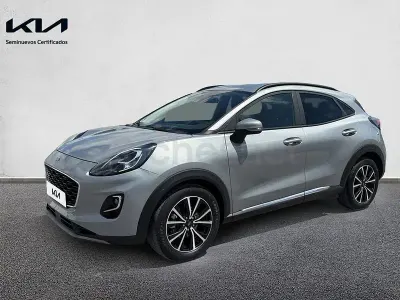 Usado Ford Puma Titanium 125 CV (91 kW) 2021 Gris / plata SUV