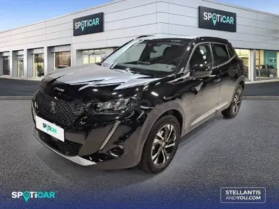 Usado Peugeot 2008 Allure 130 CV (95 kW) 2021 Negro SUV