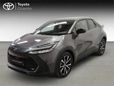 Usado Toyota C-HR Advance 140 CV (102 kW) 2024 Gris / plata SUV