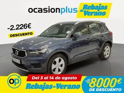 Usado Volvo XC40 Momentum 150 CV (110 kW) 2020 Azul SUV