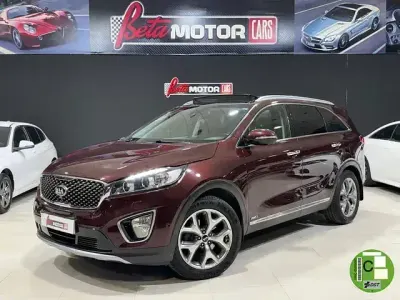 Używany Kia Sorento 200 KM (147 kW) 2015 Czerwony SUV