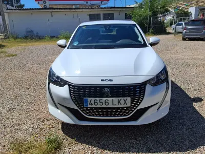 Usado Peugeot 208 100 CV (73 kW) 2020 Utilitario