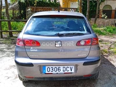 Gris / plata Usado 2005 Seat Ibiza Berlina | 2900 € (Precio justo)