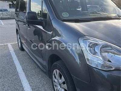 Usado Citroën Berlingo 110 CV (80 kW) 2010 Gris / plata Monovolumen