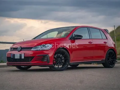 Usado VW Golf VII GTI 245 CV (180 kW) 2019 Rojo Berlina