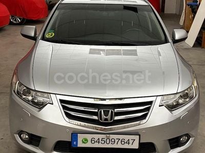 Gris / plata Usado 2013 Honda Accord Elegance Familiar | 8000 €