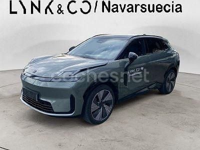 Gris / plata Usado 2025 Lynk & Co 08 SUV | 49.600 € (Precio justo)