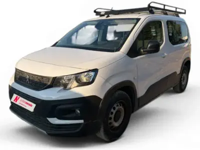 Usado Peugeot Rifter Business-Line 100 CV (73 kW) 2023 Blanco Monovolumen