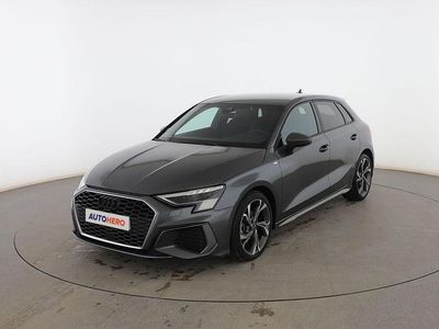 Gris Usado 2023 Audi A3 Sportback S-Line Utilitario | 31.199 € (Un poco caro)