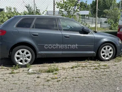 Usado Audi A3 Ambition 105 CV (77 kW) 2012 Azul Utilitario