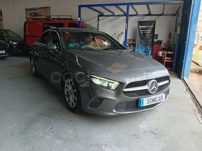 Usado Mercedes A180 116 CV (85 kW) 2019 Gris / plata Berlina