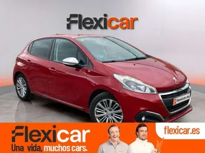Używany Peugeot 208 Access 68 KM (50 kW) 2017 Czerwony Hatchback