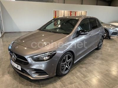 Mercedes B200