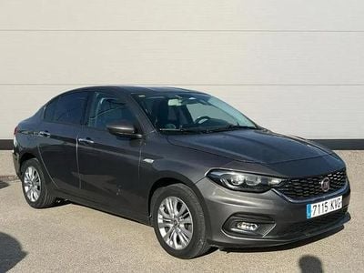 Usado Fiat Tipo Lounge 95 HP (69 kW) 2019 Cinzento Citadino