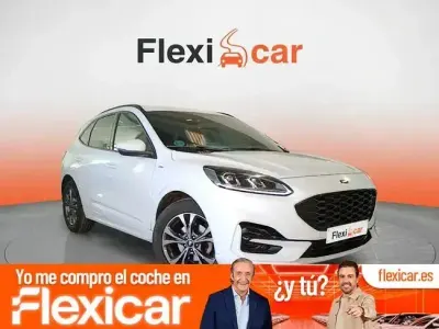 Usado Ford Kuga ST-Line 150 CV (110 kW) 2022 Blanco SUV
