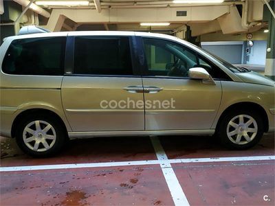 Peugeot 807