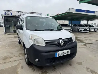 Usado Renault Kangoo LIMITED 90 CV (66 kW) 2019 Blanco Monovolumen