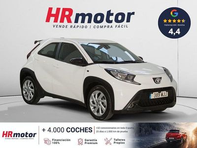 Usado Toyota Aygo X Play 72 CV (52 kW) 2023 Blanco SUV
