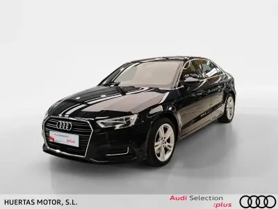 Usado Audi A3 150 CV (110 kW) 2019 Azul Berlina