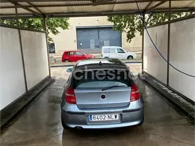 Używany BMW 118 122 KM (89 kW) 2007 Szary Hatchback
