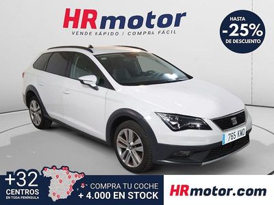 Usado Seat Leon 4Drive 150 CV (110 kW) 2018 Blanco Familiar