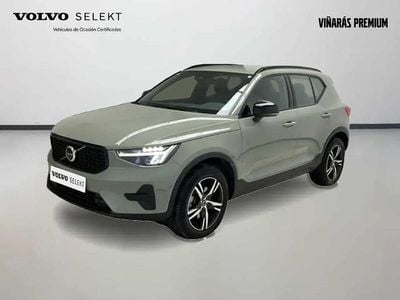 Begagnad Volvo XC40 Plus 163 HK (119 kW) 2025 Grön SUV
