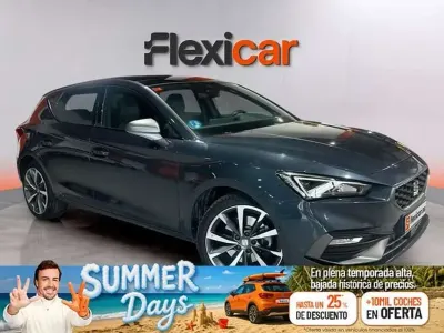 Usado Seat Leon FR 205 CV (150 kW) 2021 Gris Utilitario
