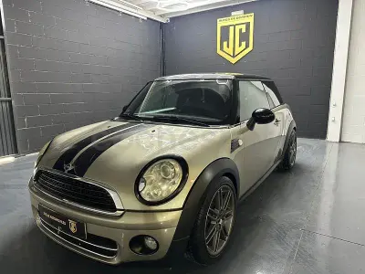 Usado Mini Cooper D 110 CV (80 kW) 2008 Beige Utilitario