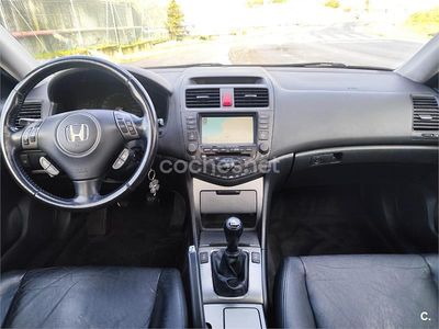 Usado Honda Accord Executive 140 CV (102 kW) 2007 Azul Berlina