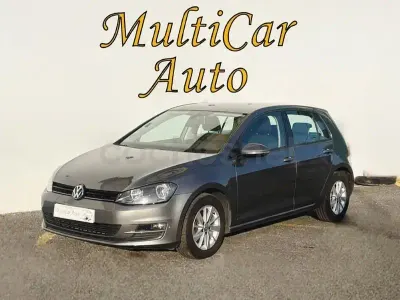 Usado VW Golf VII Advance 116 CV (85 kW) 2016 Gris / plata Berlina