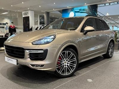 Beige Usado 2015 Porsche Cayenne GTS SUV | 52.990 €