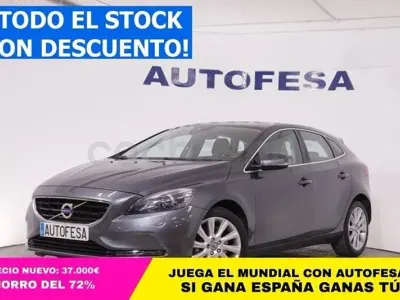 Usado Volvo V40 Summum 150 CV (110 kW) 2013 Blanco Berlina