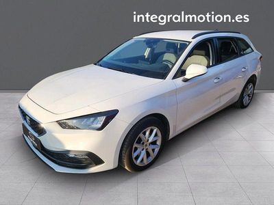 Usado Seat Leon Style 115 CV (84 kW) 2021 Blanco Familiar