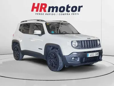 Usado Jeep Renegade Night Eagle 140 CV (102 kW) 2016 Blanco SUV