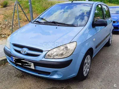 Usado Hyundai Getz 66 CV (48 kW) 2006 Azul Utilitario