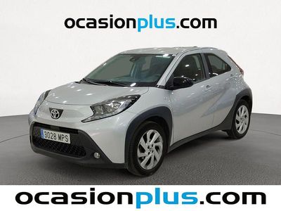 Usado Toyota Aygo X Play 72 CV (52 kW) 2024 Gris SUV