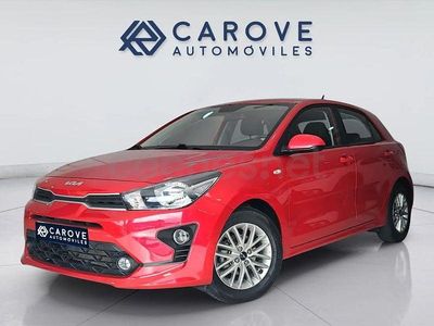 Usado Kia Rio 84 CV (61 kW) 2022 Granate Berlina