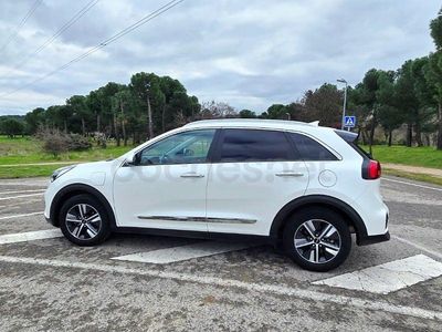Usado Kia Niro 141 CV (103 kW) 2021 Blanco SUV