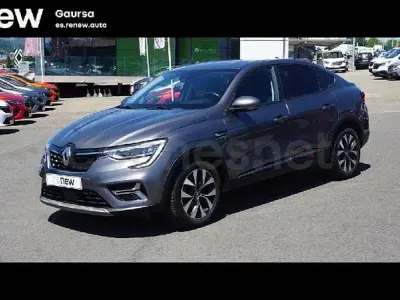 Usado Renault Arkana Intens 140 CV (102 kW) 2021 Gris / plata SUV